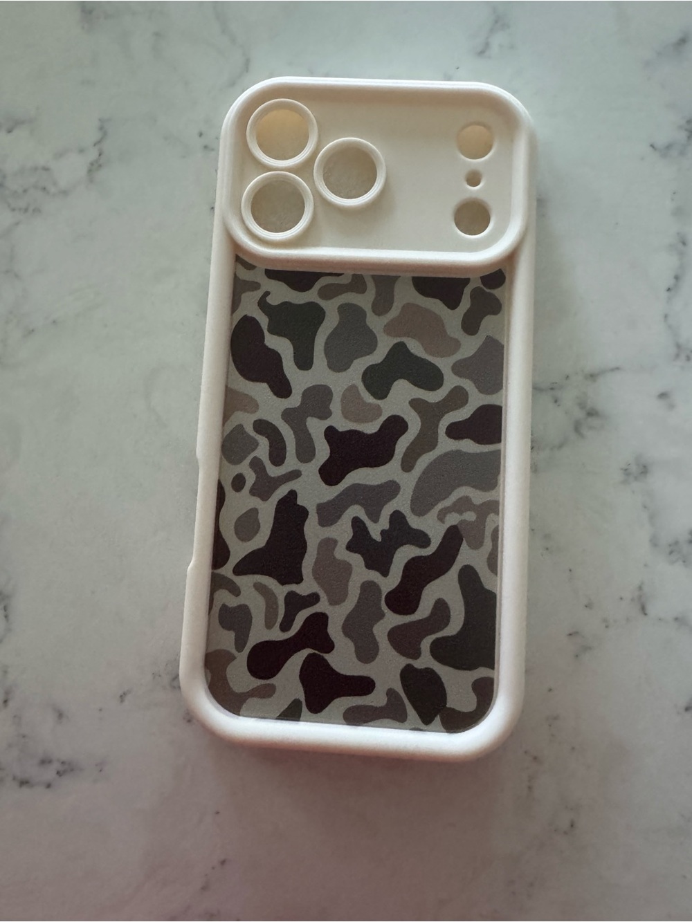 Vintage Sika Deer Camo Pattern Phone Case (White, For iPhone 18 Pro Max)